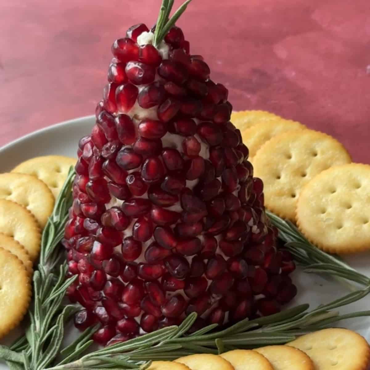 How to Make Christmas Tree Cheese Ball serve the Christmas tree cheese ball