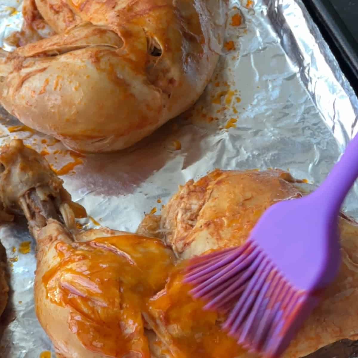 How to make machboos line chicken on baking sheet with foil and broil in oven