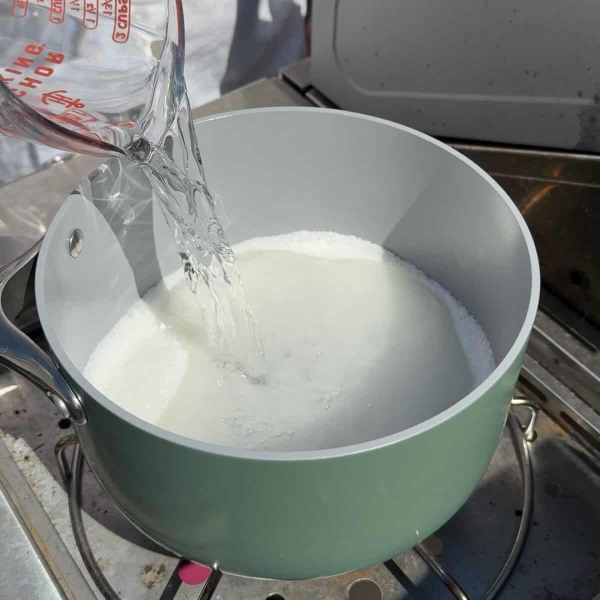 mix water and sugar