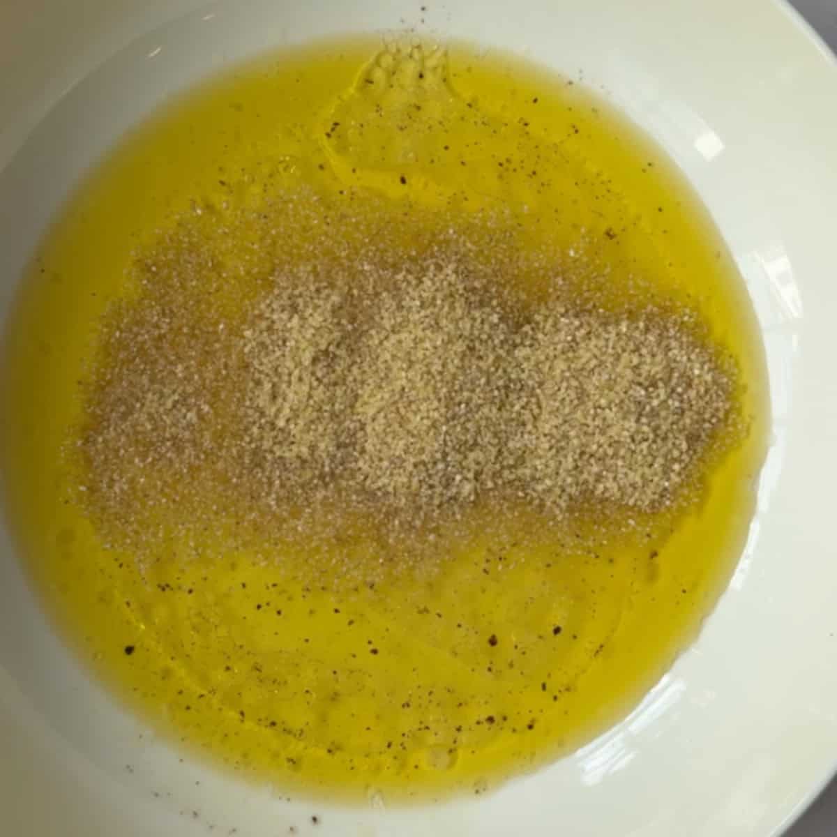 Mix the bulgur with the olive oil and lemon juice